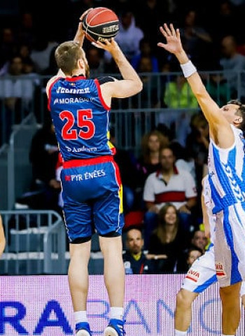 El MoraBanc Andorra ya es equipo de playoffs tras su victoria ante el GBC (94-81)