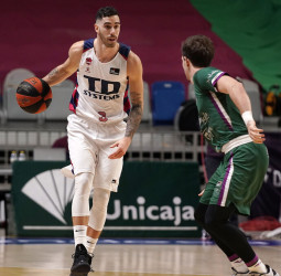 TD Systems Baskonia se hace fuerte en el Martín Carpena (79-91)