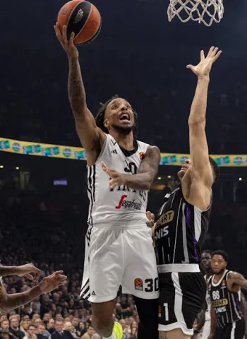Virtus Bolonia logra su primera victoria, 69-70