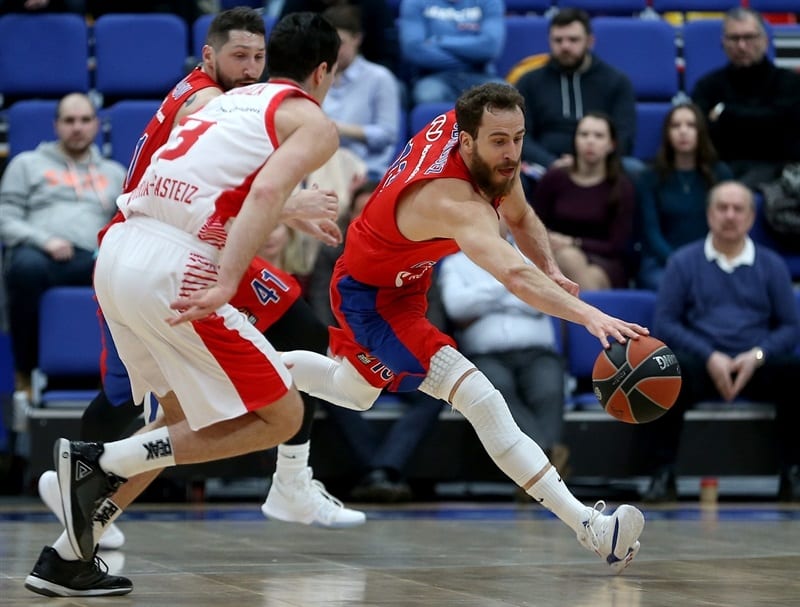 Baskonia acorrala al líder, pero se queda sin premio (93-86)