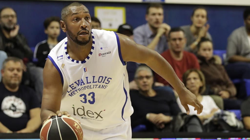 A pesar del interés NBA Boris Diaw continuará en el Paris Levallois