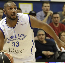 A pesar del interés NBA Boris Diaw continuará en el Paris Levallois