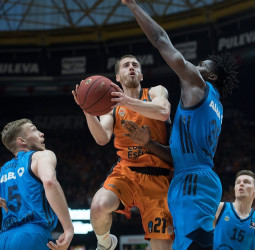 El ex Obradoiro Matt Thomas se va a los Toronto Raptors