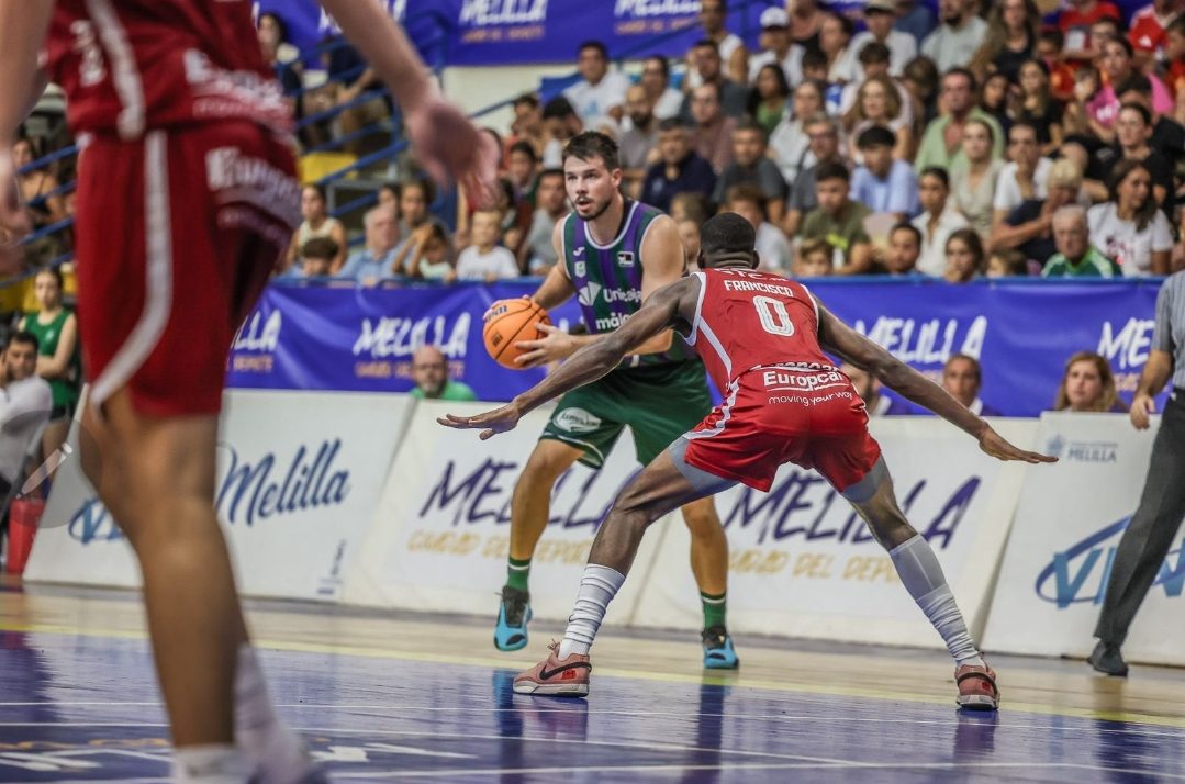 Tropiezo en el primer test de pretemporada del Unicaja ante el Benfica (76-80)