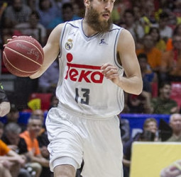 Sergio Rodríguez abandonará el Real Madrid si tiene la oferta apropiada NBA