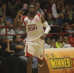 El AEK Atenas se refuerza con Dionte Christmas
