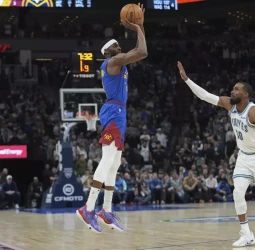 Los Wolves hacen sudar a los Nuggets a pesar de las bajas