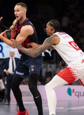Baskonia suma la sexta victoria en acb frente al Baxi Manresa (94-86)