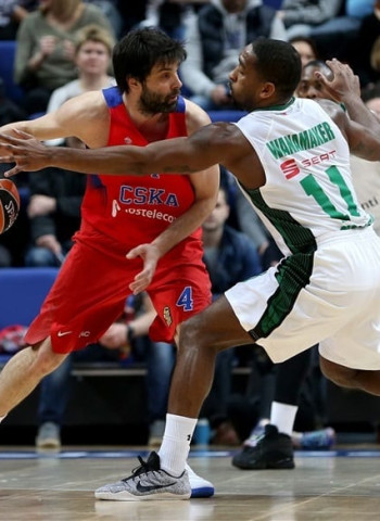 El CSKA Moscú complica las opciones de playoff del Darussafaka Dogus (95-85)