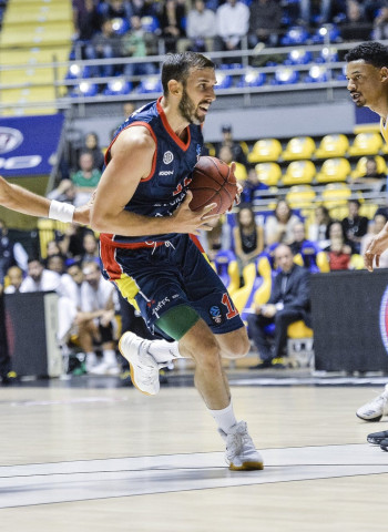 MoraBanc Andorra suma en Turín su segunda derrota europea (92-86)