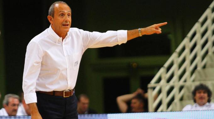 Messina critica las ventanas FIBA