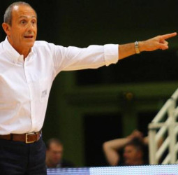 Messina critica las ventanas FIBA