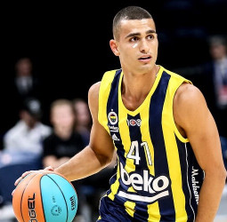 Yam Madar, cerca del Bayern Munich