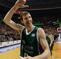Unicaja no cuenta con Fran Vázquez y el gallego podría aceptar la oferta del Real Madrid