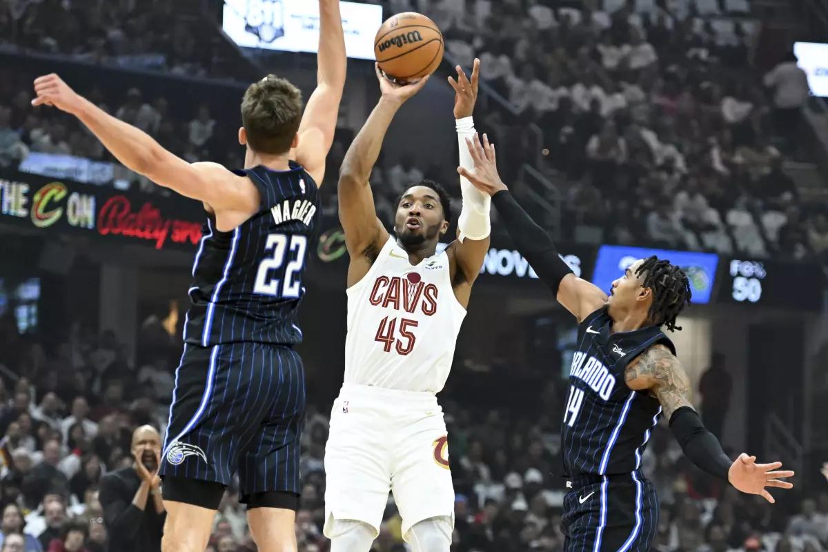 Mitchell y los Cavaliers dan el primer golpe, 97-83 [1-0]