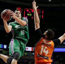 Valencia BC-Unicaja: cara a cara entre enemigos íntimos