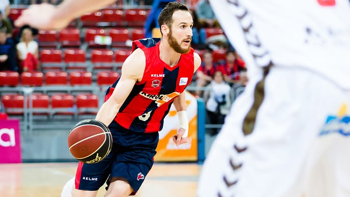 Baskonia se asegura ser segundo (102-82)