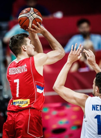 Serbia con un gran Bogdanovic, domina a Gran Bretaña (68-62)
