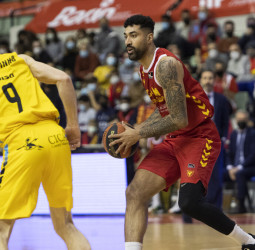 El UCAM Murcia vence al Lenovo Tenerife y sella la Copa (88-86)