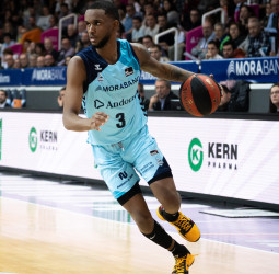 Valencia Basket y Unicaja Málaga pugnan por el fichaje de Jean Montero
