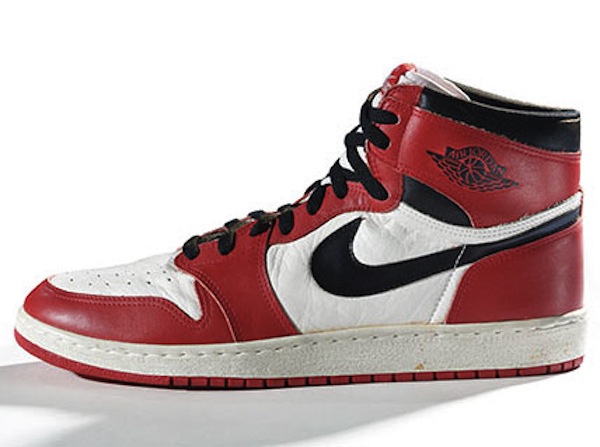 Se subastan las primeras "Air" Jordan I que calzó el jugador por una cifra astronómica