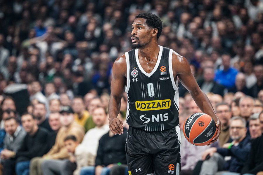 Jaleen Smith seguirá siendo jugador del Partizan