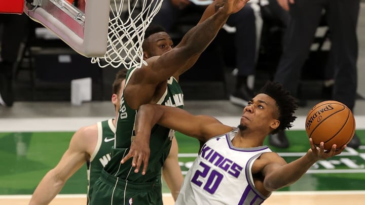 Hassan Whiteside, más potencia para el juego interior de Utah Jazz