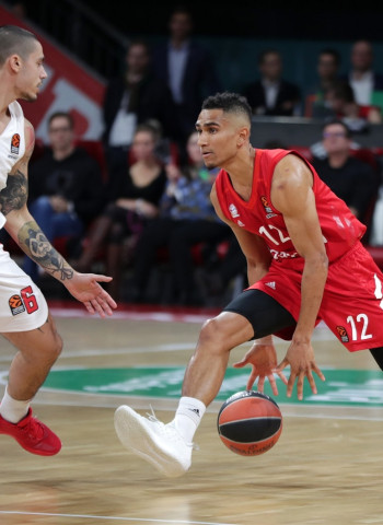 El Bayern Munich remonta y gana al Olympiacos (85-82)