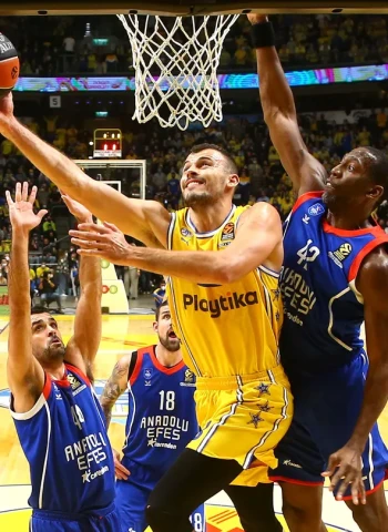 Claves de la victoria: Efes vs. Maccabi, jornada 27 de la EuroLeague