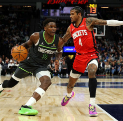 La noche NBA: Celtics cae ante los Mavericks, Lakers supera a los Warriors