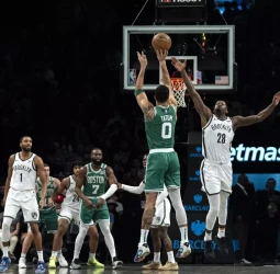 Tatum se muestra impresionante ante los Nets