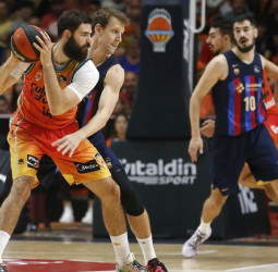Cierre a la doble sesión navideña en la Fonteta con la visita del FC Barcelona en Euroliga