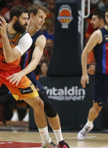 Cierre a la doble sesión navideña en la Fonteta con la visita del FC Barcelona en Euroliga