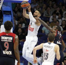 Jeffery Taylor, el siguiente en la lista de renovaciones del Real Madrid