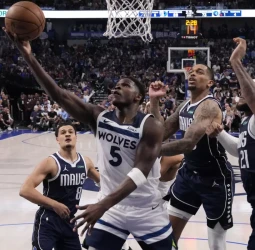 Los Timberwolves asaltan Dallas para hacerse con la primera victoria, 100-105 [1-3]