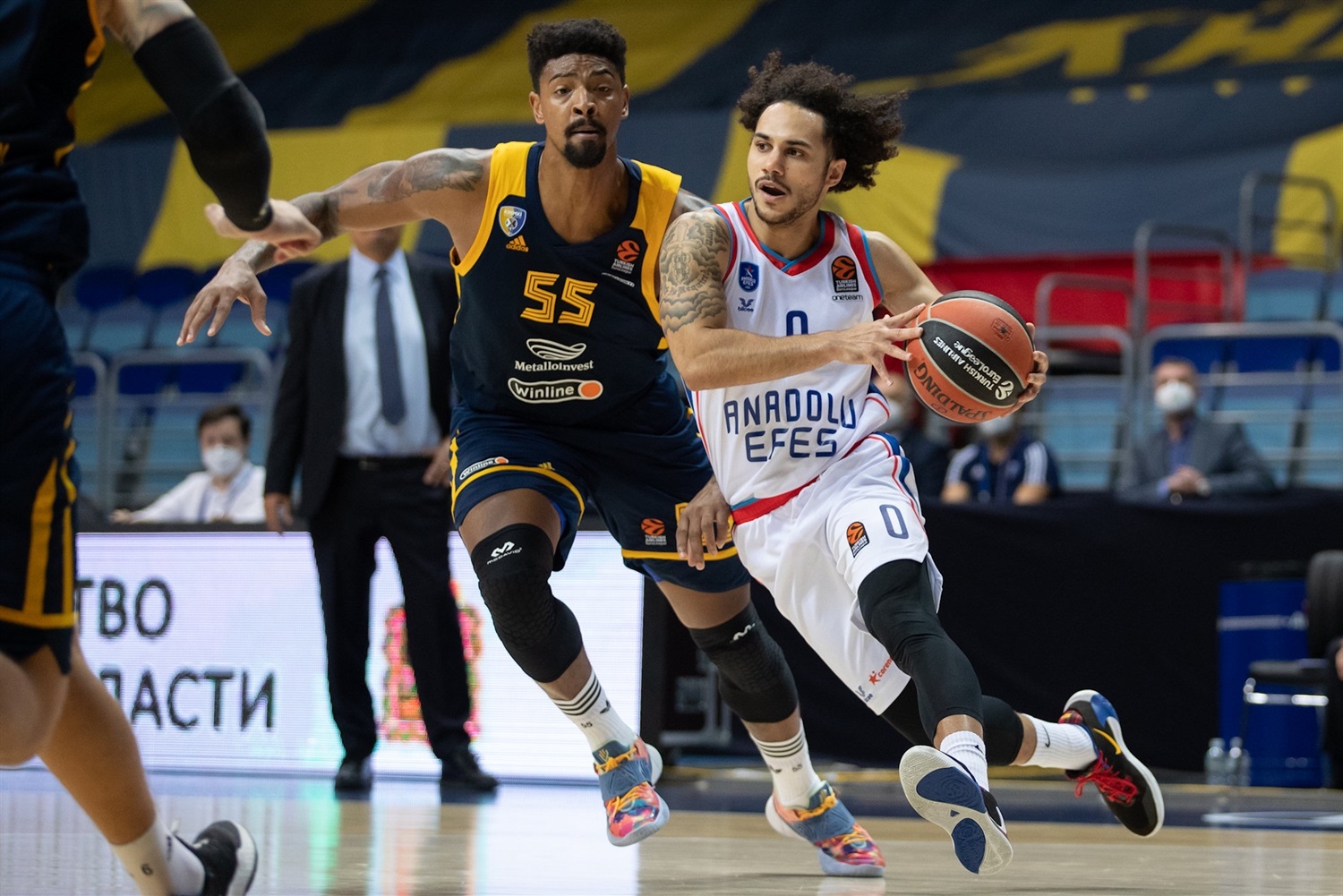 El ataque del Anadolu Efes se lleva por delante al Khimki (77-105)
