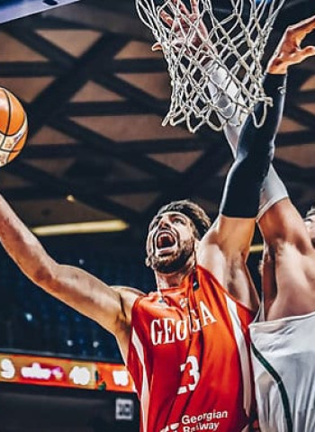 Georgia tumba a Lituania con un Shegelia estelar (77-79)