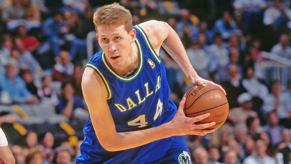 Shawn Bradley, parapléjico tras un accidente