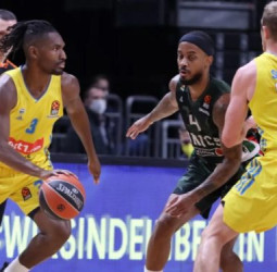 El ALBA Berlín aplasta al Unics Kazan (81-53)