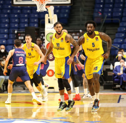 El Real Madrid pierde en un final a cara o cruz ante el Maccabi (86-84)