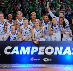 Perfumerías Avenida prolonga su reinado como campeón de Copa (71-79)