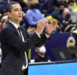 El Barcelona se debate entre entre seguir con Jasikevicius o Ioannis Sfairopoulos