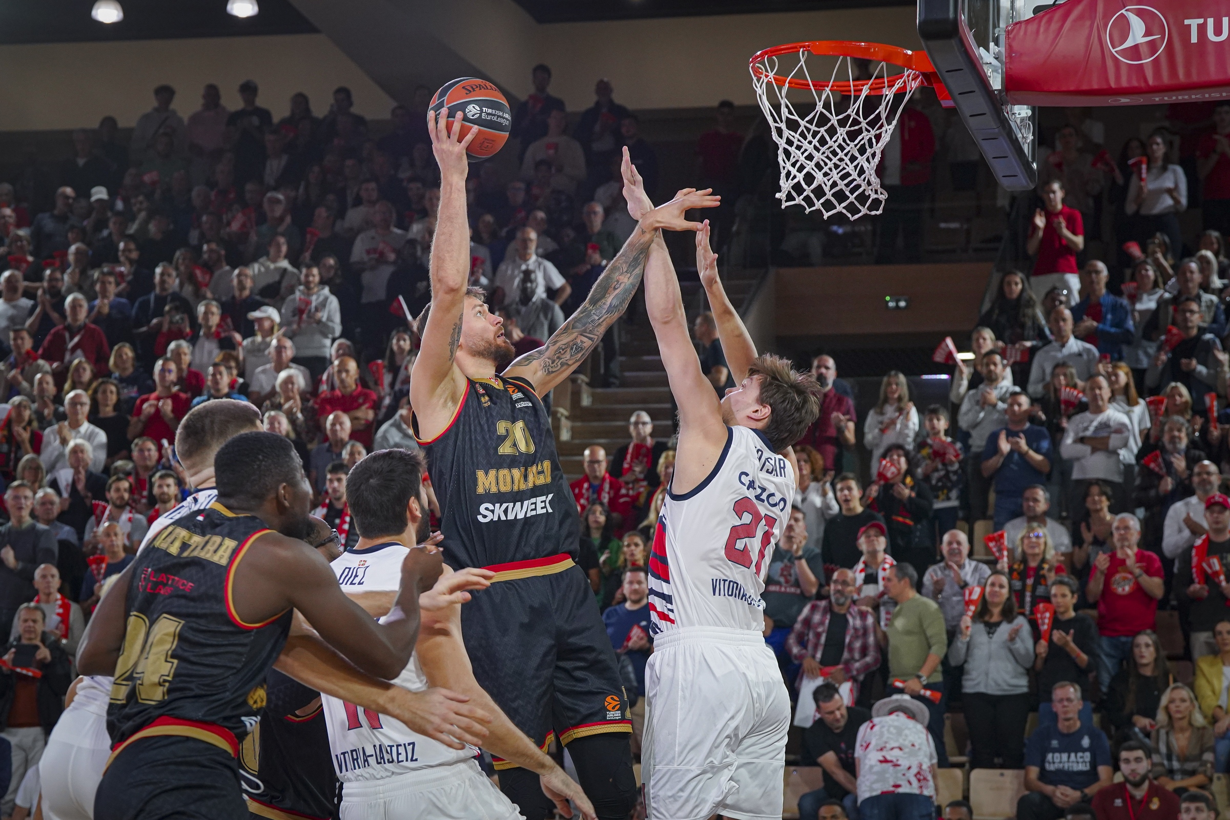 Cazoo Baskonia cae en un apretado final en Mónaco (79-74)