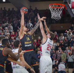 Cazoo Baskonia cae en un apretado final en Mónaco (79-74)