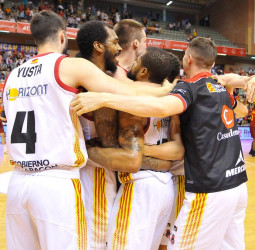 Casademont Zaragoza elude el descenso y deja al UCAM sin playoff (72-77)