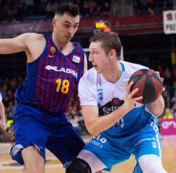 Maxime de Zeeuw abandona el Monbus Obradoiro
