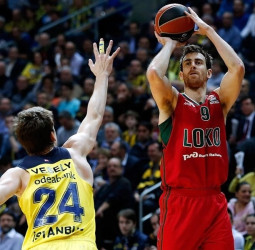Vesely y Datome lideran la reacción final ante el Lokomotiv (85-79)