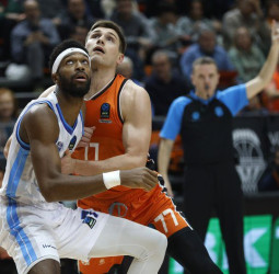 Valencia Basket 116 - 78 Ankara: 2025 avanza con un festín anotador