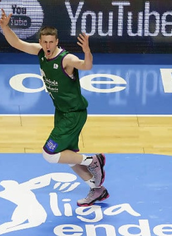 Adam Waczynski cae lesionado y no viaja a Murcia
