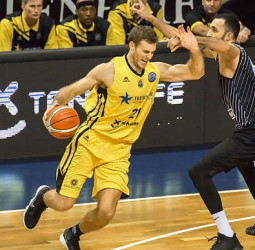 Iberostar Tenerife se impone al PAOK (93-79)